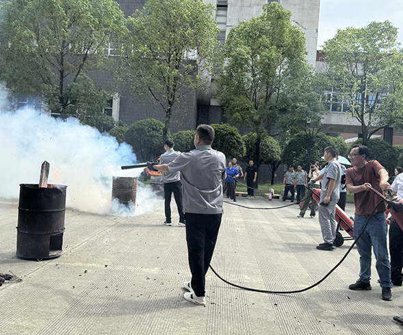 广东会科技成功举办年度消防应急综合演练 广东会科技成功举办年度消防应急综合演练