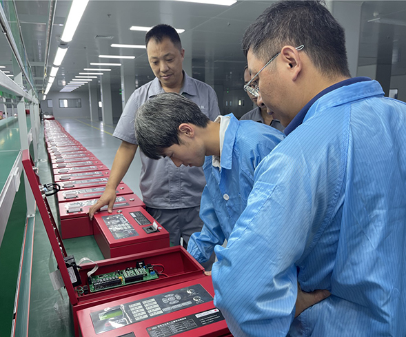 潍柴动力吴总莅临广东会科技,共探风冷储能消防技术新篇章 潍柴动力吴总莅临广东会科技,共探风冷储能消防技术新篇章