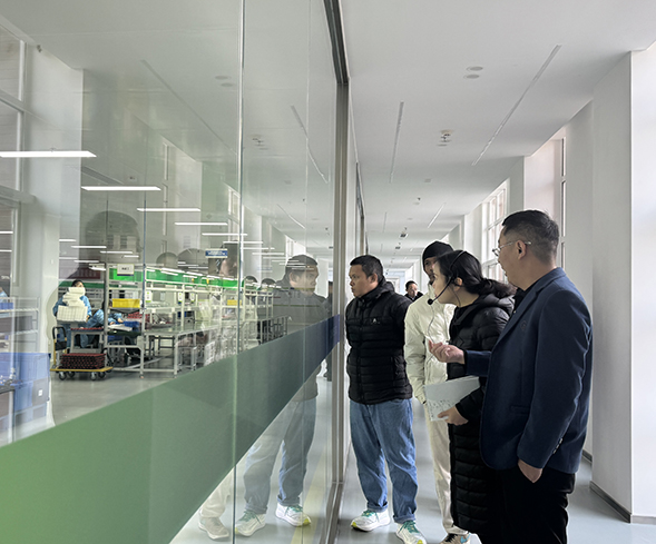 印尼PT. INDO ENERGIELEKTRIK公司到访广东会科技参观考察 印尼PT. INDO ENERGIELEKTRIK公司到访广东会科技参观考察